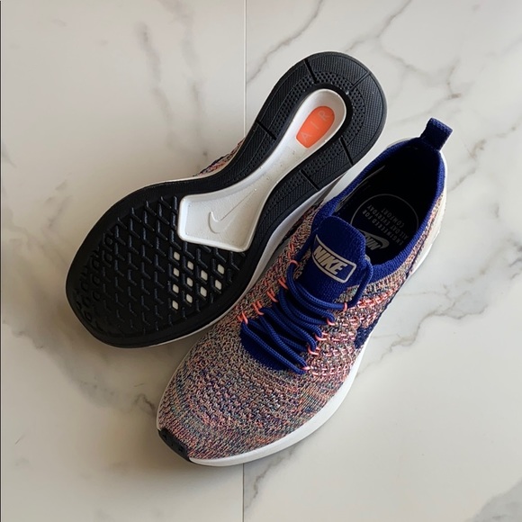 NWT Nike zoom Mariah flyknit racer - Picture 8 of 8
